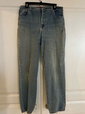 Gloria Vanderbilt High Rise Jeans in Light Blue Wash